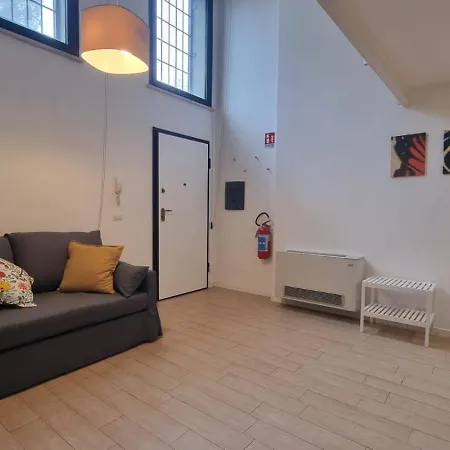 Il Rifugio Moderno Next To Metro Anagnina, Free Parking And Wifi