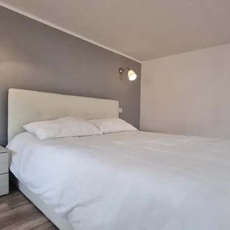 Il Rifugio Moderno Next To Metro Anagnina, Free Parking And Wifi *