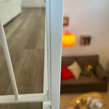 Il Rifugio Moderno Next To Metro Anagnina, Free Parking And Wifi Daire