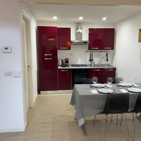 Il Rifugio Moderno Next To Metro Anagnina, Free Parking And Wifi Roma