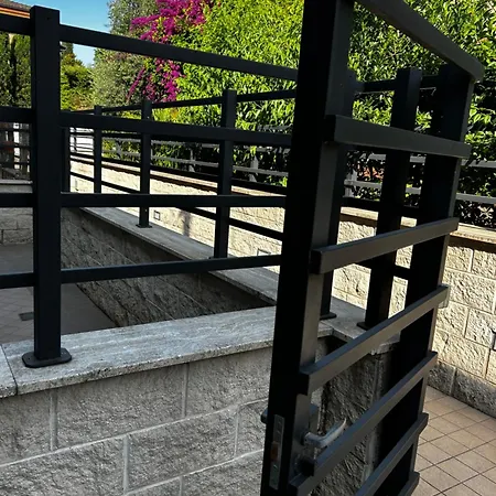 Il Rifugio Moderno Next To Metro Anagnina, Free Parking And Wifi Roma